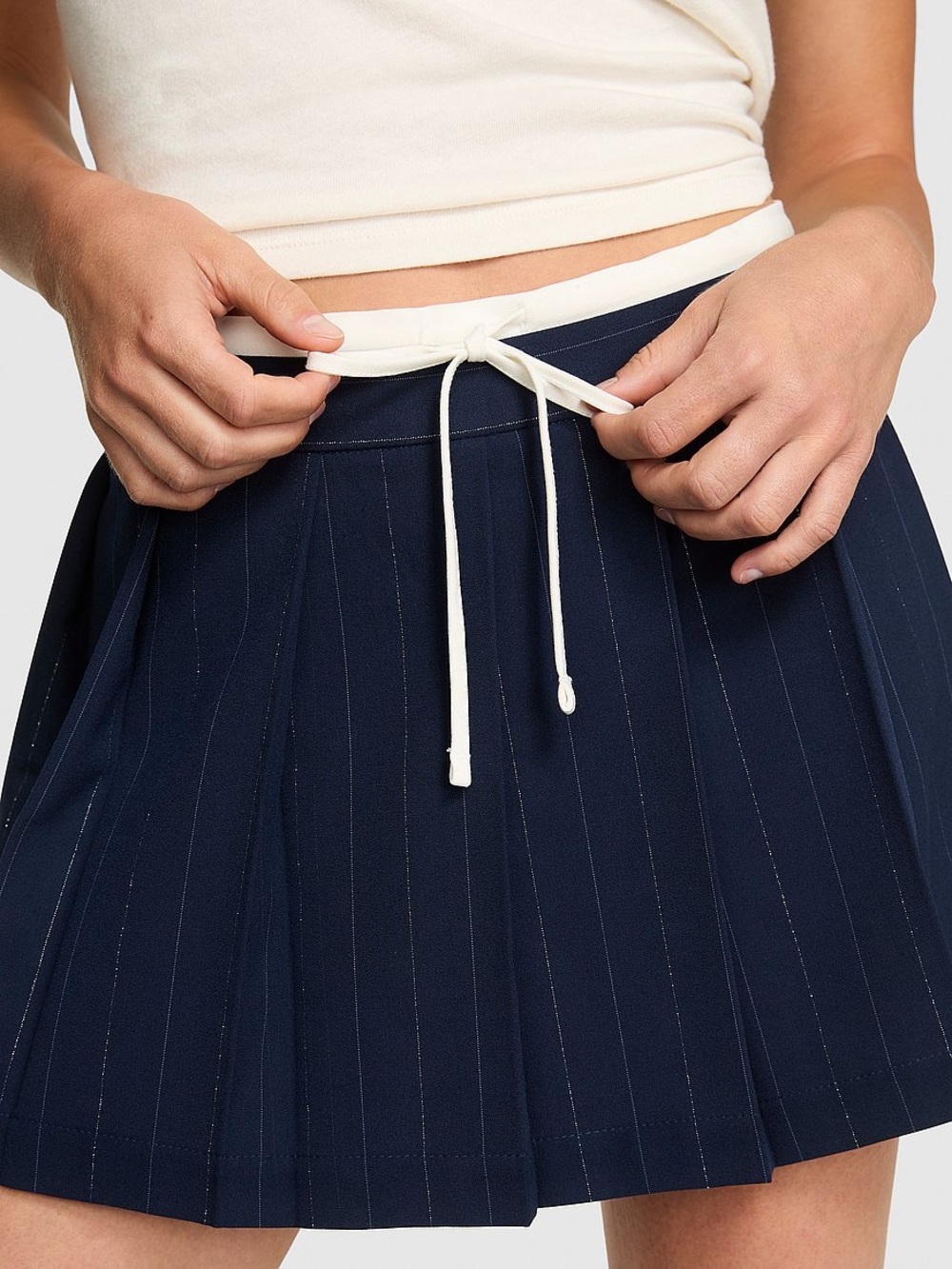 NWT Victoria’s Secret PINK On-the-Go Low-Rise Pleated Skirt Size S